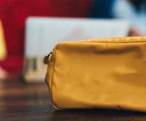 תיקי איפור ורחצה