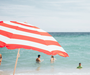 מוצרי ים וטיולים